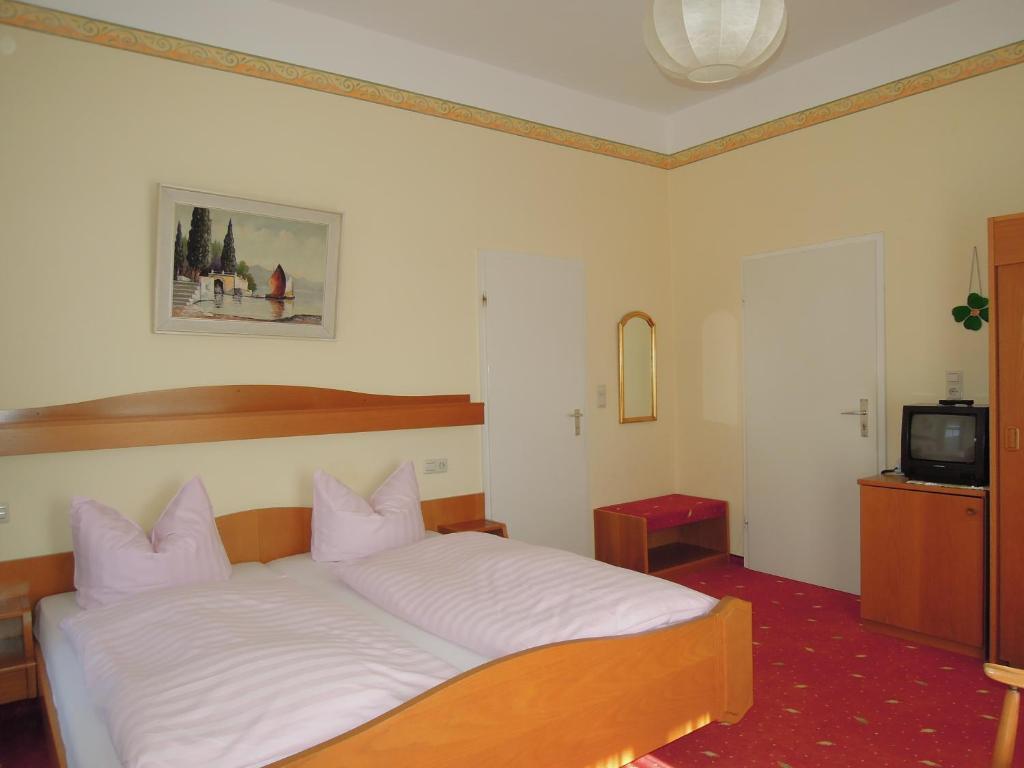 Hotel Fidelitas Bad Herrenalb Kamer foto